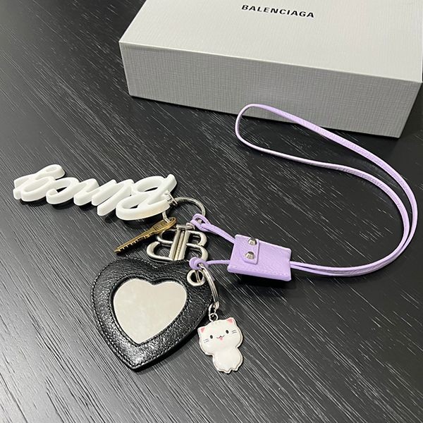 ★日本!!人気！バレンシアガ CITYチャームハート 偽物 bak52765